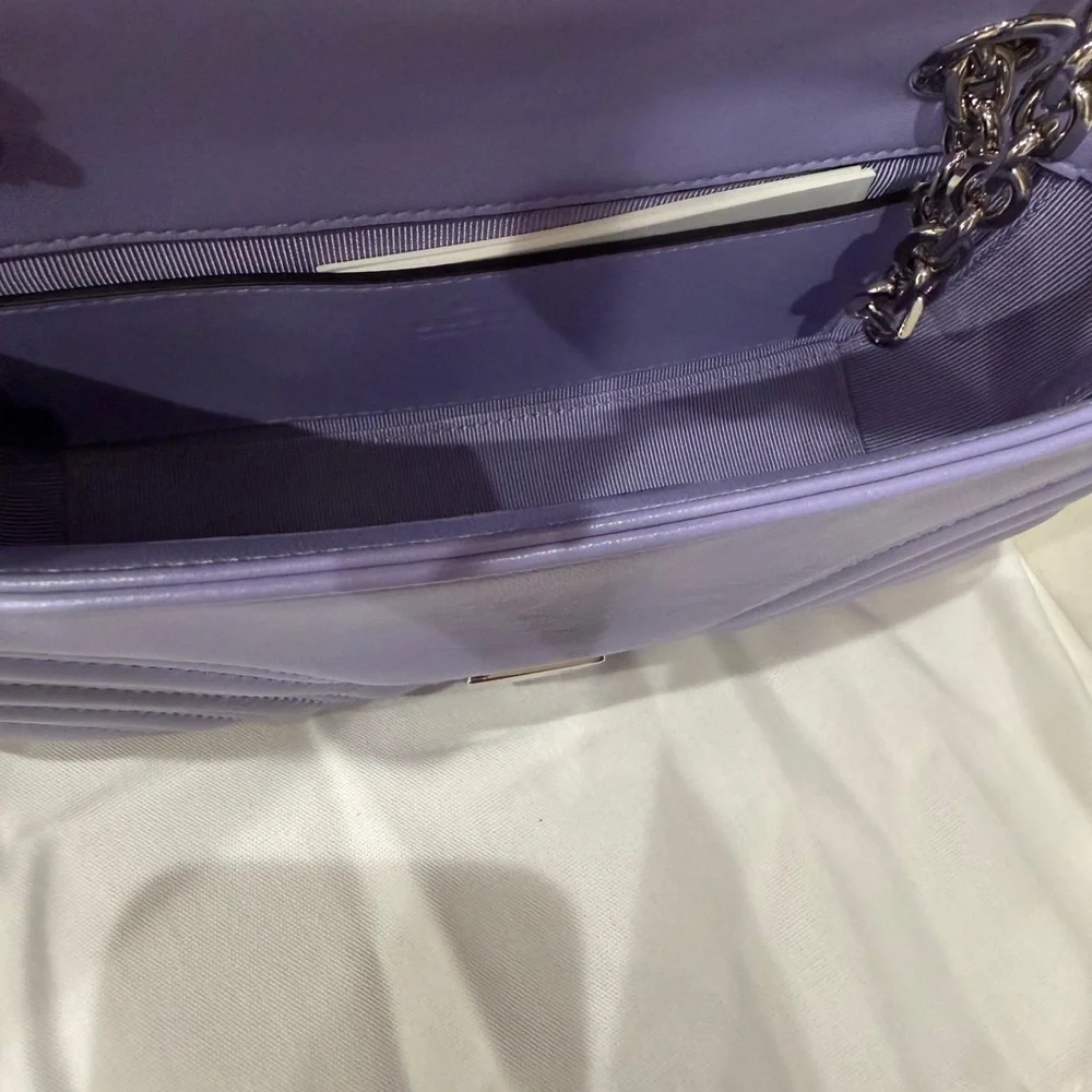 Gucci Light Purple Quilted Chain Shoulder Bag - Picture 11 of 16